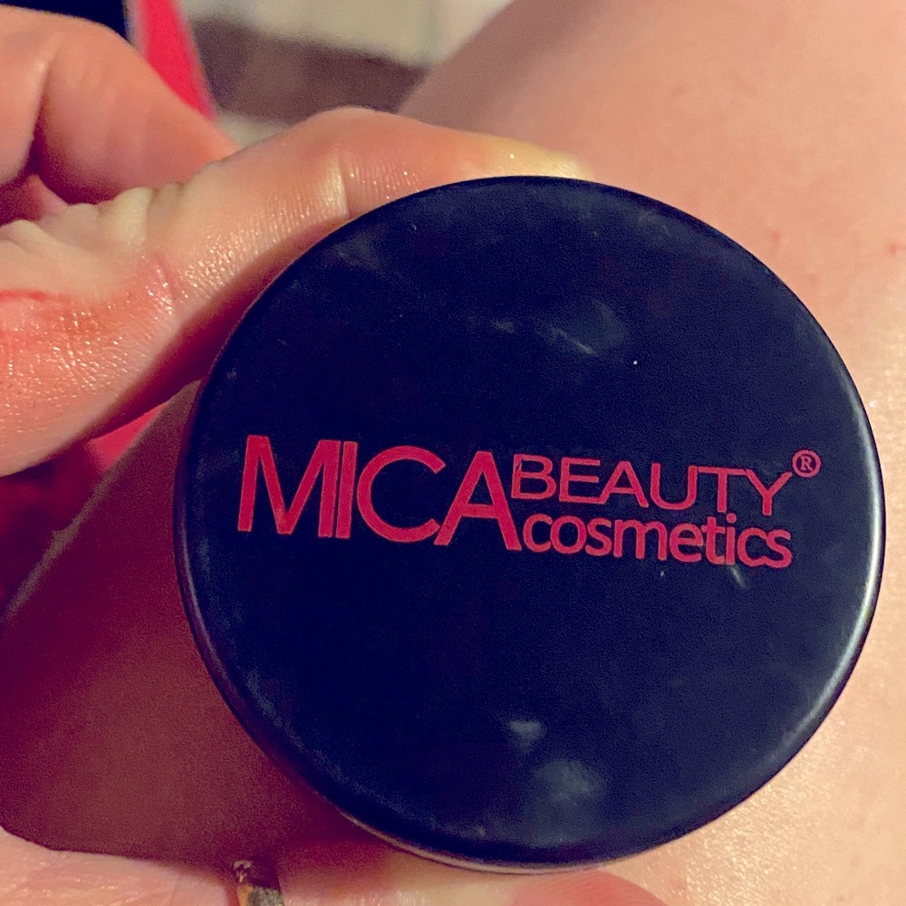 MICA Beauty Cosmetics Blush, mocha Mint.